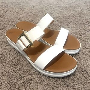 Toscanella sandals size 10 like new